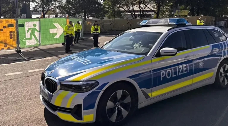 SCHOCK IN DEUTSCHLAND: Frau ersticht Freund und ruft selbst die Polizei – „Ich habe ihn gerade getötet …“