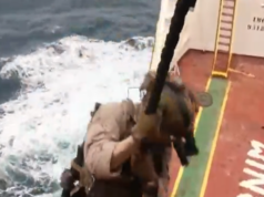 LANDUNGSEINSATZ AUF OFFENER SEE: US-Truppen übernehmen Schiffe mit mutmaßlichen Verbindungen zum Iran (VIDEO)